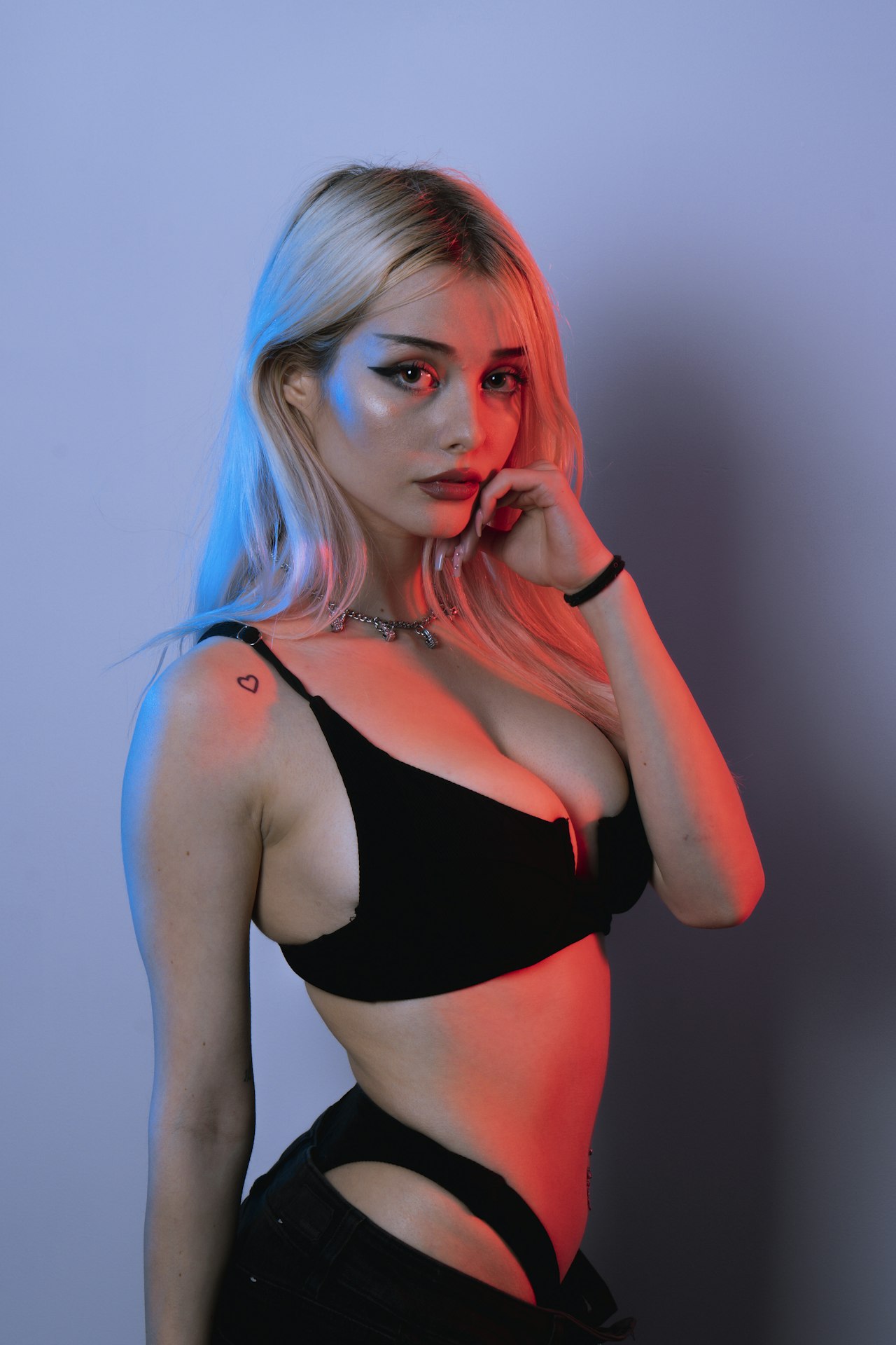 Elona — erotic massage